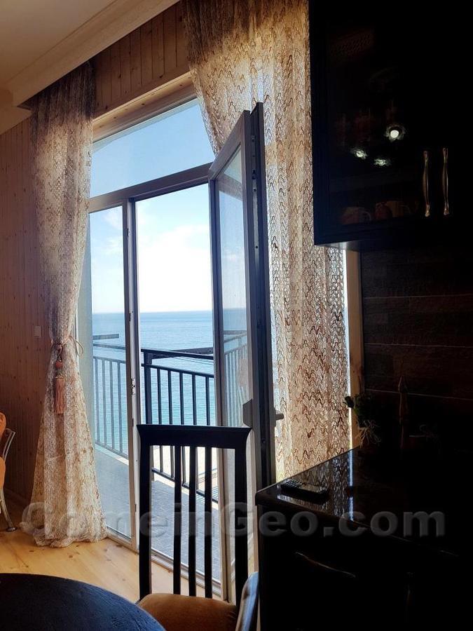 Апартаменты С видом на море 37 Кобулети Экстерьер фото
